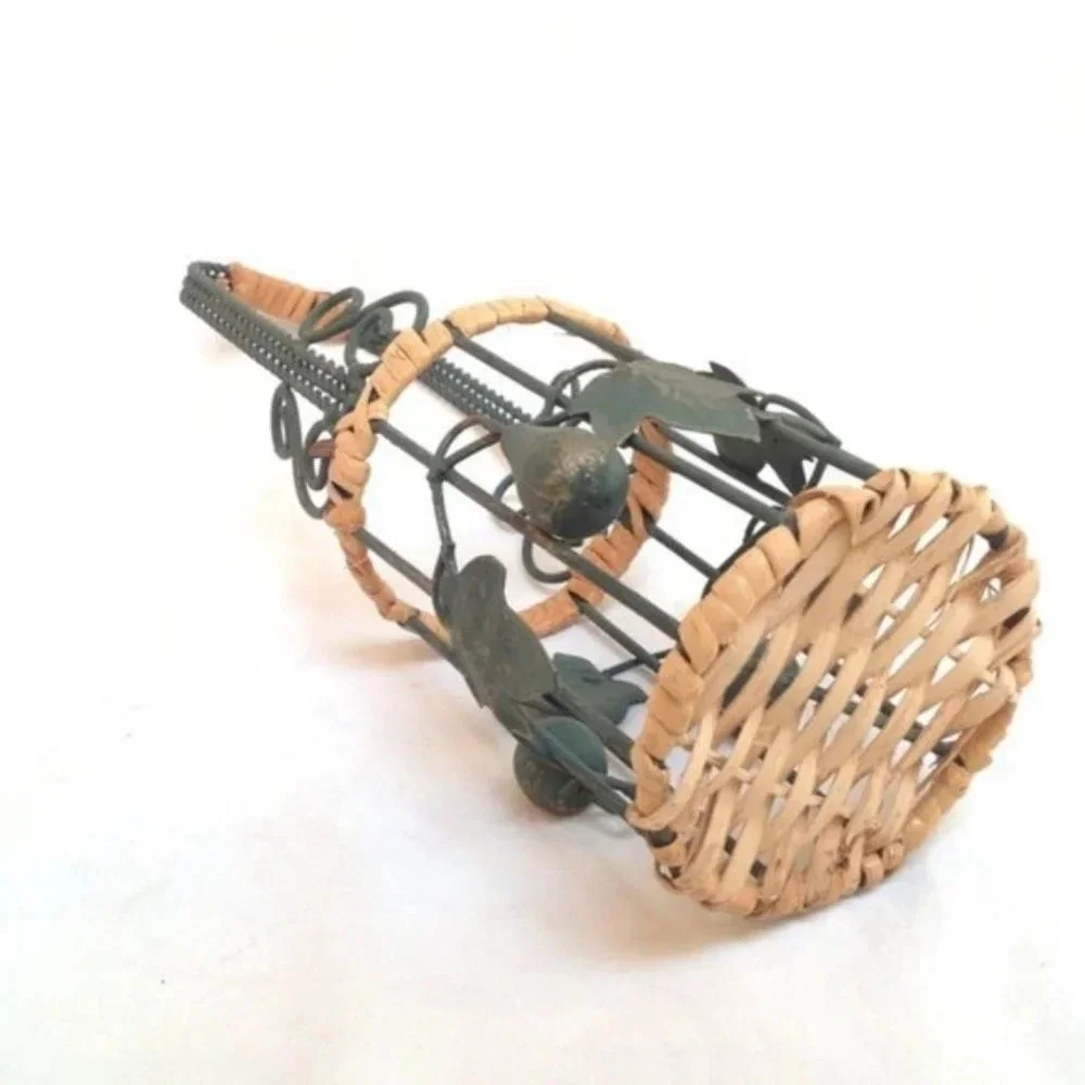 Rattan Metal Wine Bottle Holder Basket Vine Leaves Decor Present Gift Summer